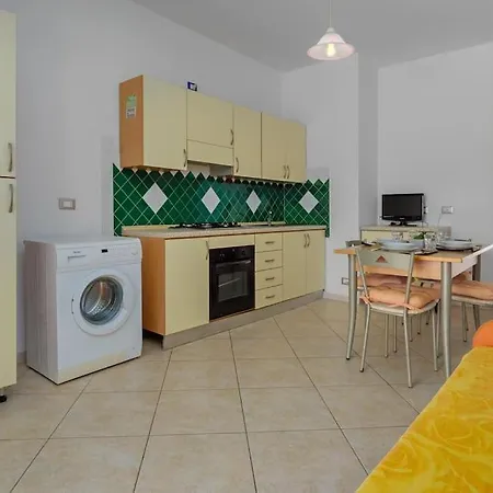 Porto Istana 7 - Casa Con Spiaggia A 800 M Apartment *
