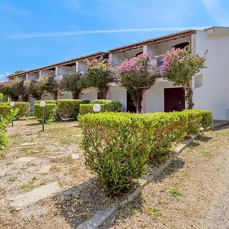 Porto Istana 7 - Casa Con Spiaggia A 800 M